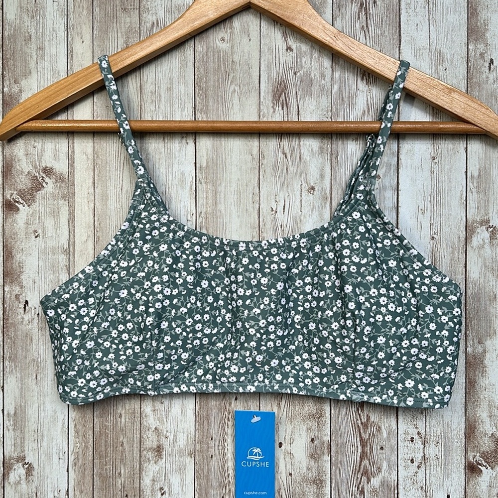 Cupshe Bralette Bikini Top sz Large Women’s Scoop Neck Ditsy Floral Green Beach